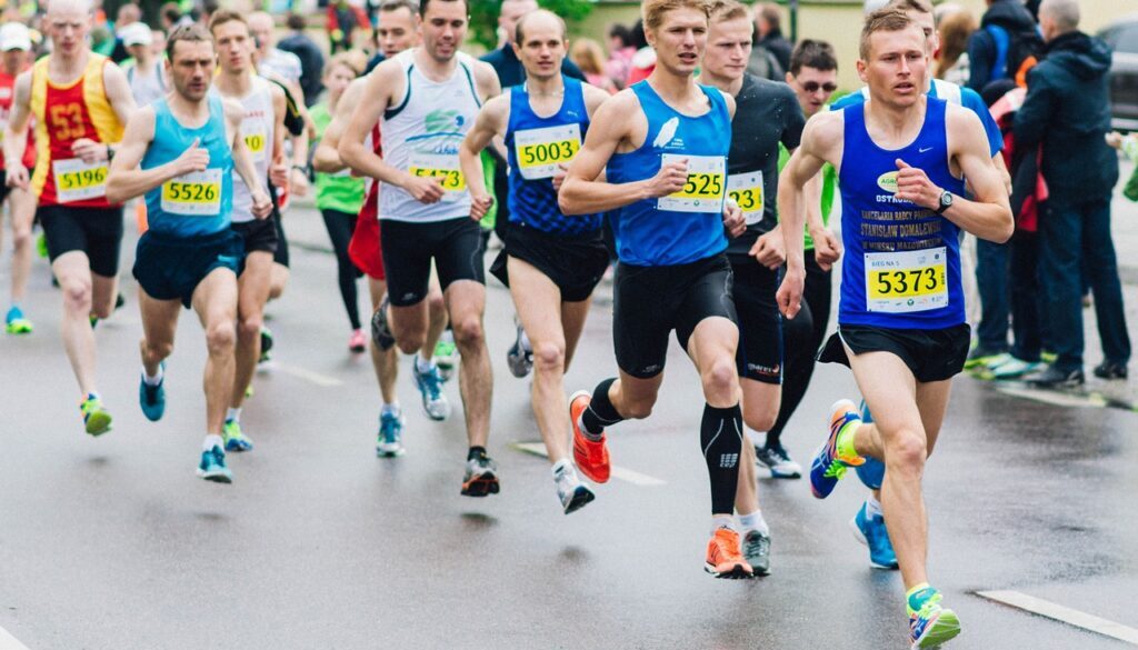 race marathon runners athletes 932254